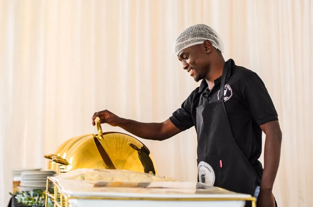 Hotels food service environment
